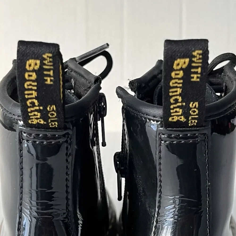 Dr. Martens Zavala J Combat Boots Patent Leather Zip Closure Unisex Kids Size 11